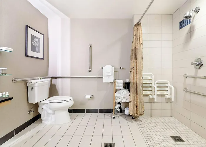 Hotel Cambria - Downtown