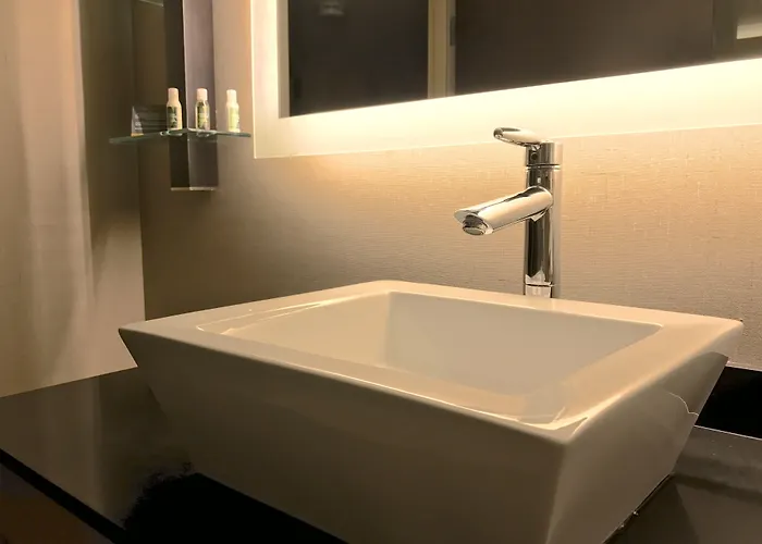 Hotel Cambria - Downtown 4*