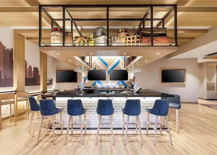 Hotel Cambria - Downtown 4*